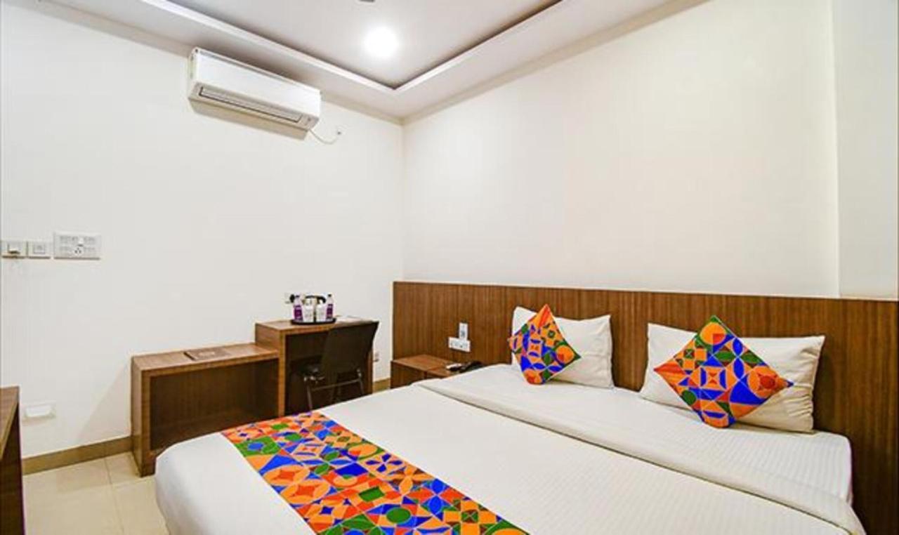 Fabhotel Kzar Select - 2Km From Park Street Calcutta  Esterno foto