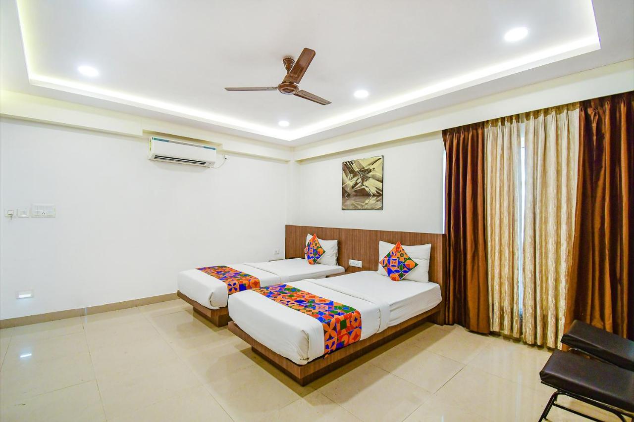 Fabhotel Kzar Select - 2Km From Park Street Calcutta  Esterno foto