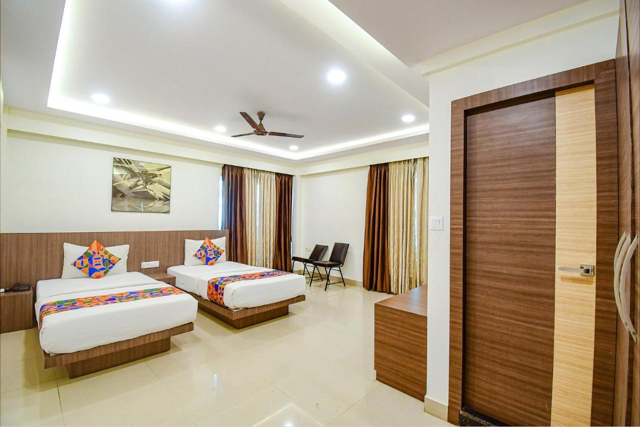 Fabhotel Kzar Select - 2Km From Park Street Calcutta  Esterno foto