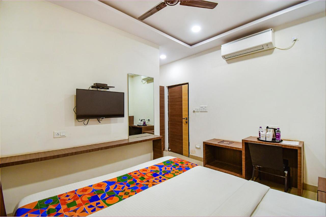 Fabhotel Kzar Select - 2Km From Park Street Calcutta  Esterno foto